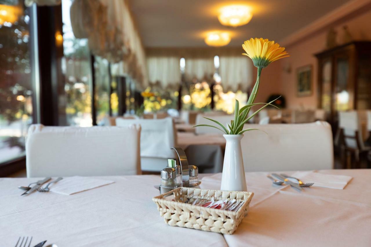 Hotel Da Roberto Lazise Zewnętrze zdjęcie